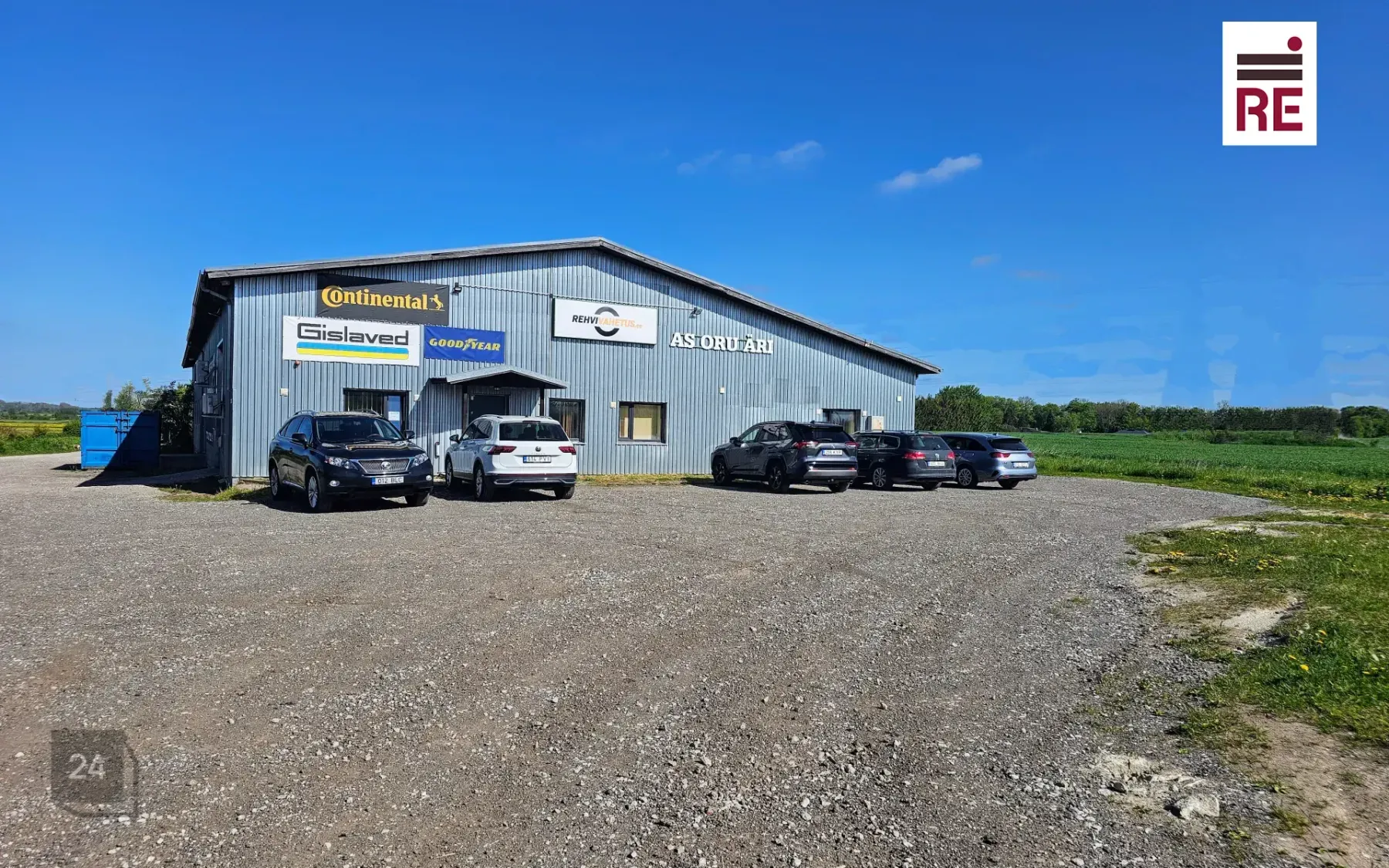 Commercial building with good access for sale