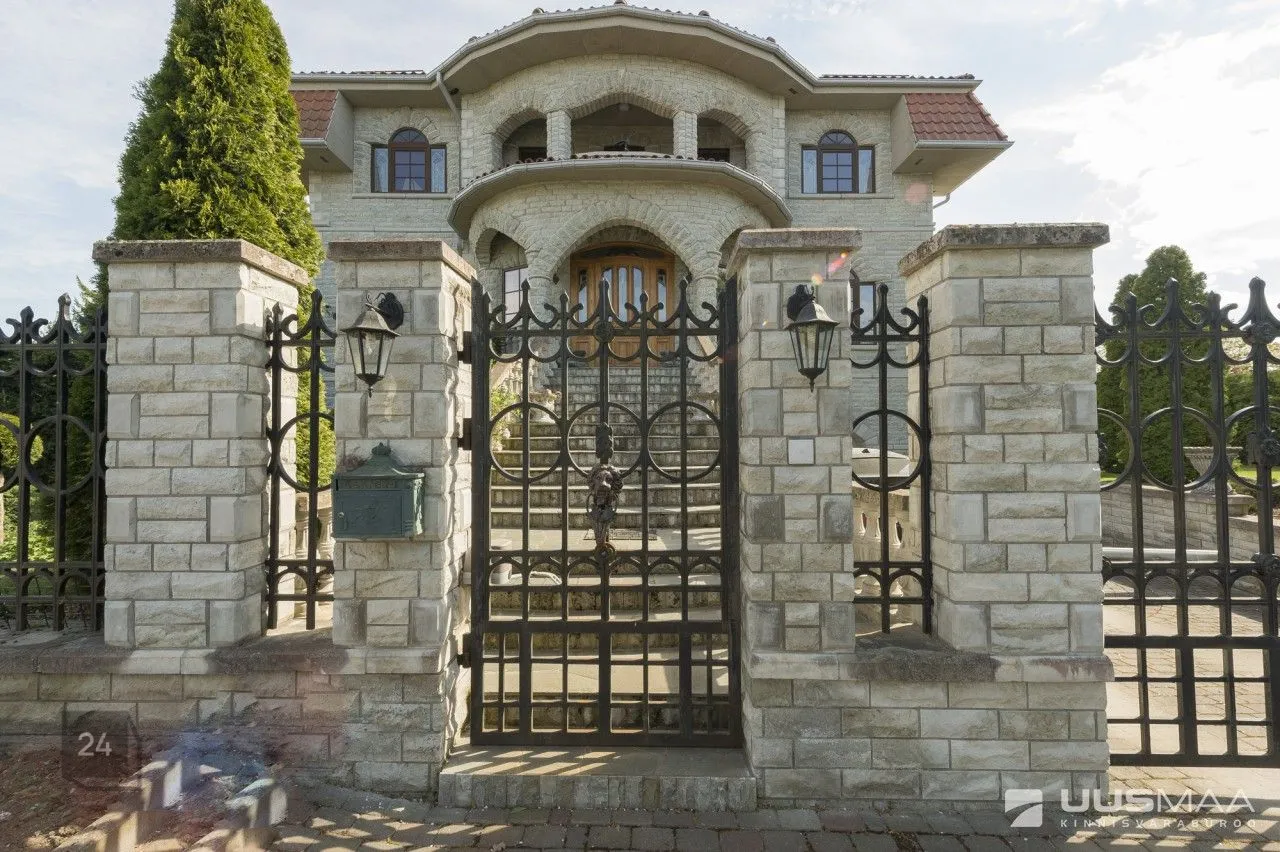 For sale: an exclusive private house in Pirita-Kose!