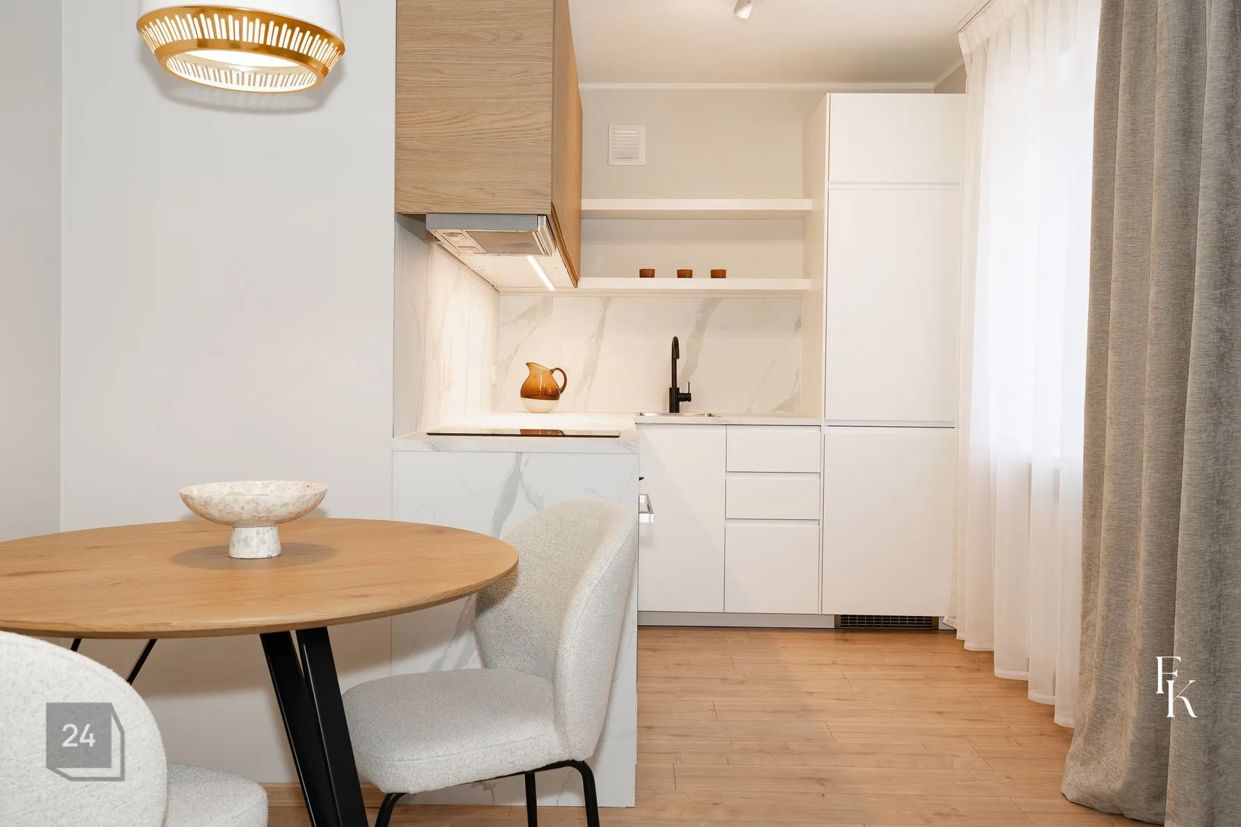 Newly renovated apartment with modern interior!