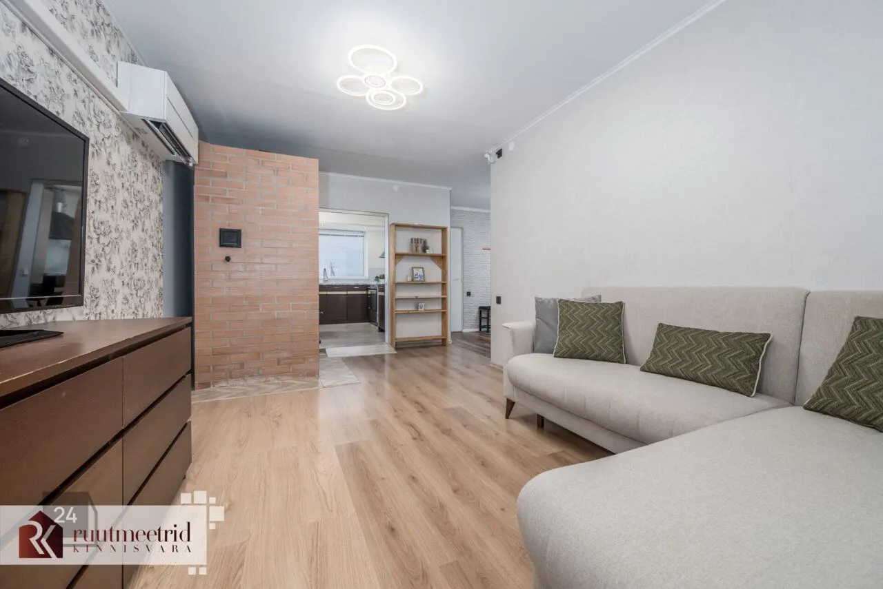 Very well-planned renovated 4-room apartment!