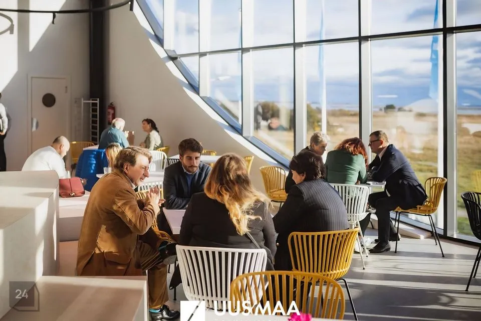 Toitlustus, 257 m² Äripind  -  Saaremaa vald, Kuressaare linn