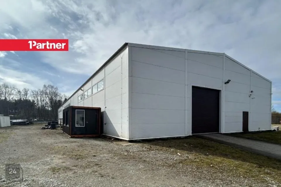 Ladu või Tootmine, 1320 m² Äripind  -  Jõelähtme vald, Uusküla
