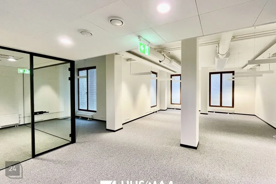Büroo, 81 m² Äripind  -  Tallinn, Kesklinna linnaosa