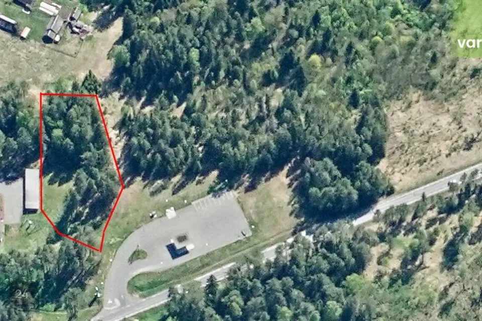 Земля жилой застройки или Земля коммерческого назначения, 3980 m² участок в Alutaguse vald, Illuka küla