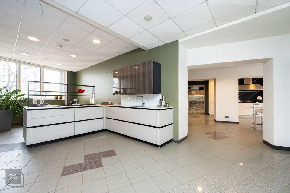 Mitme sihtotstarbega, 212 m² Äripind  -  Tallinn, Kesklinna linnaosa - foto 4