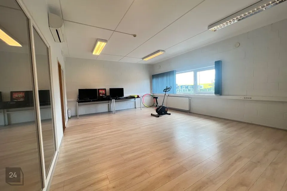 83 m² Äripind - Rae vald, Peetri alevik - foto 2