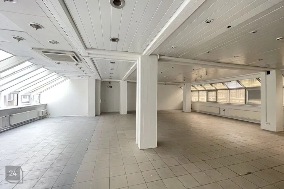 Büroo või Teenindus, 161 m² Äripind  -  Tallinn, Kesklinna linnaosa