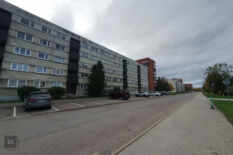 2-toaline Korter  -  Kohtla-Järve linn, Ahtme linnaosa