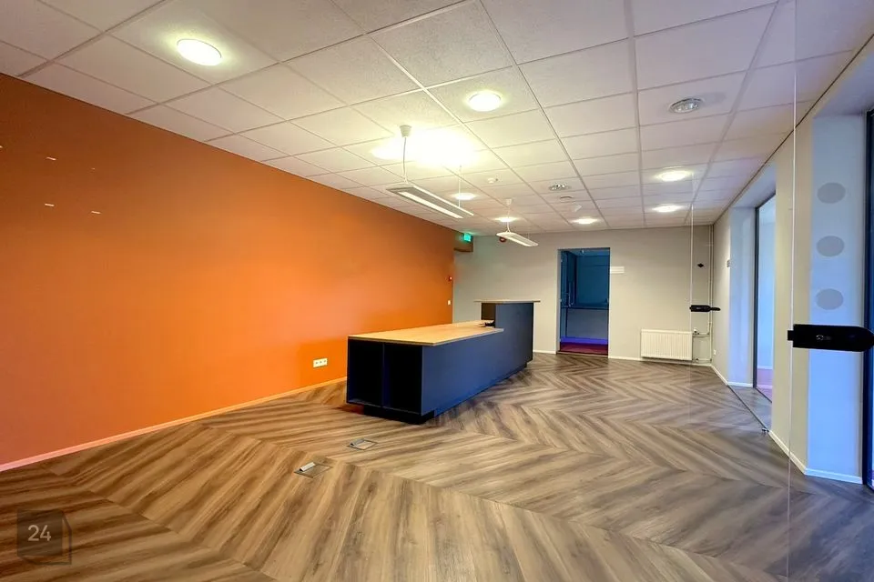 Mitme sihtotstarbega, 250 m² Äripind - Tallinn, Kesklinna linnaosa - foto 3