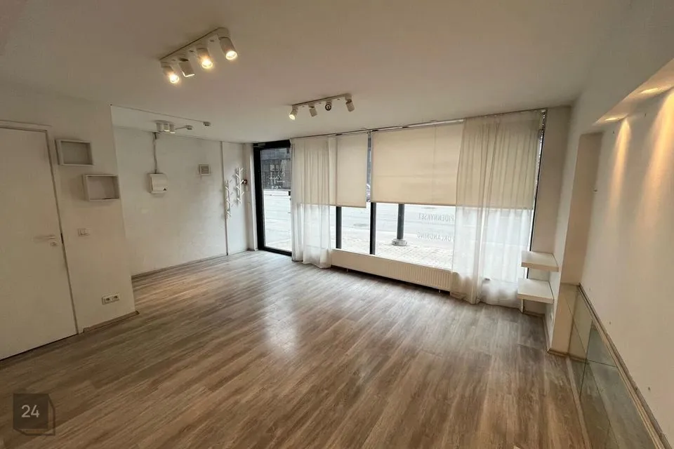 Mitme sihtotstarbega, 23 m² Äripind  -  Tallinn, Kesklinna linnaosa - foto 3