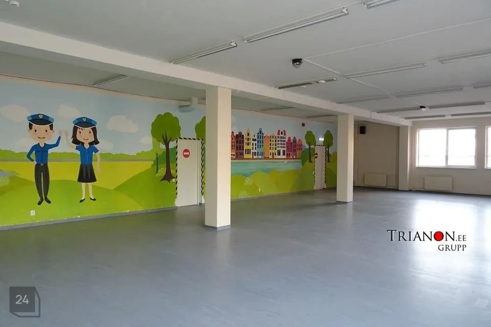 Mitme sihtotstarbega, 216 m² Äripind - Narva linn