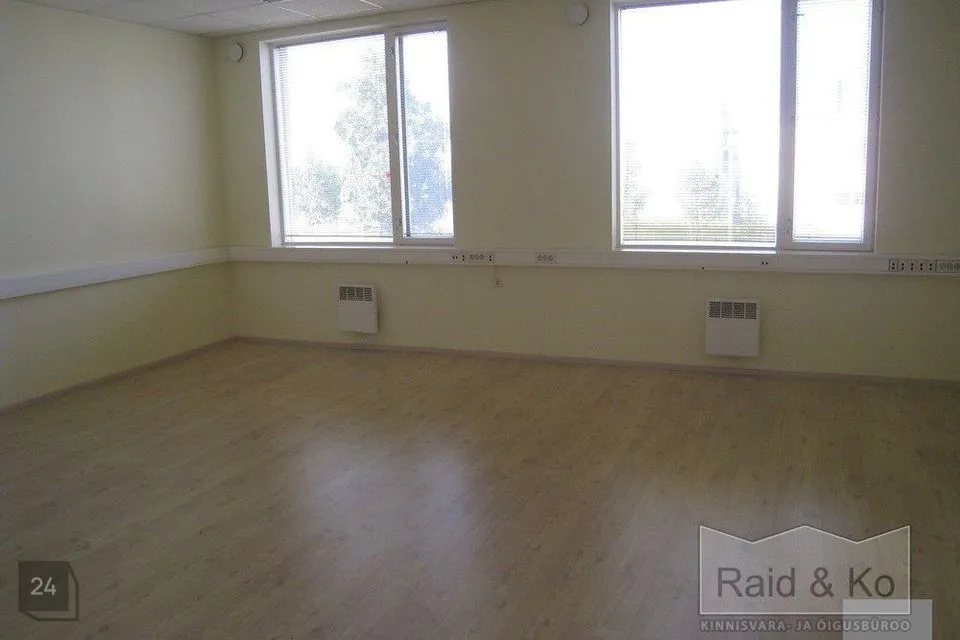 Büroo, 100 m² Äripind  -  Tallinn, Lasnamäe linnaosa