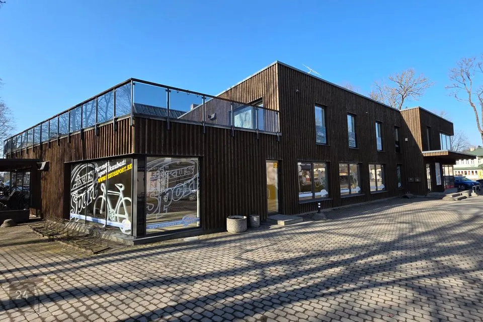 Торговля, 132 m² Бизнес-площадь в Rapla vald, Rapla linn