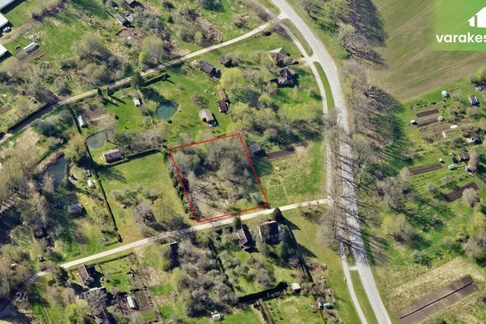 Земля жилой застройки, 2978 m² участок в Põhja-Sakala vald, Olustvere alevik