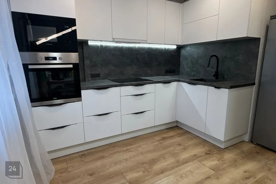 3-toaline Korter  -  Kohtla-Järve linn, Ahtme linnaosa