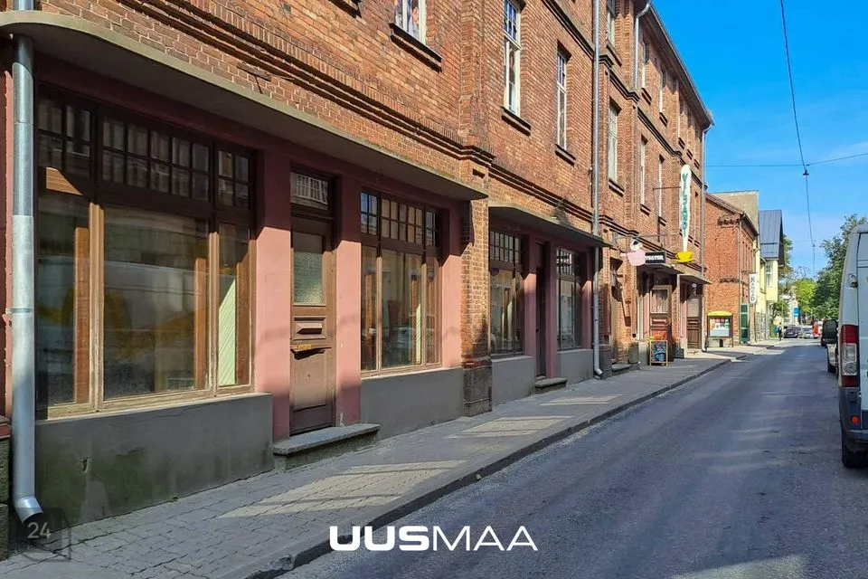 179 m² Äripind  -  Viljandi linn - foto 2