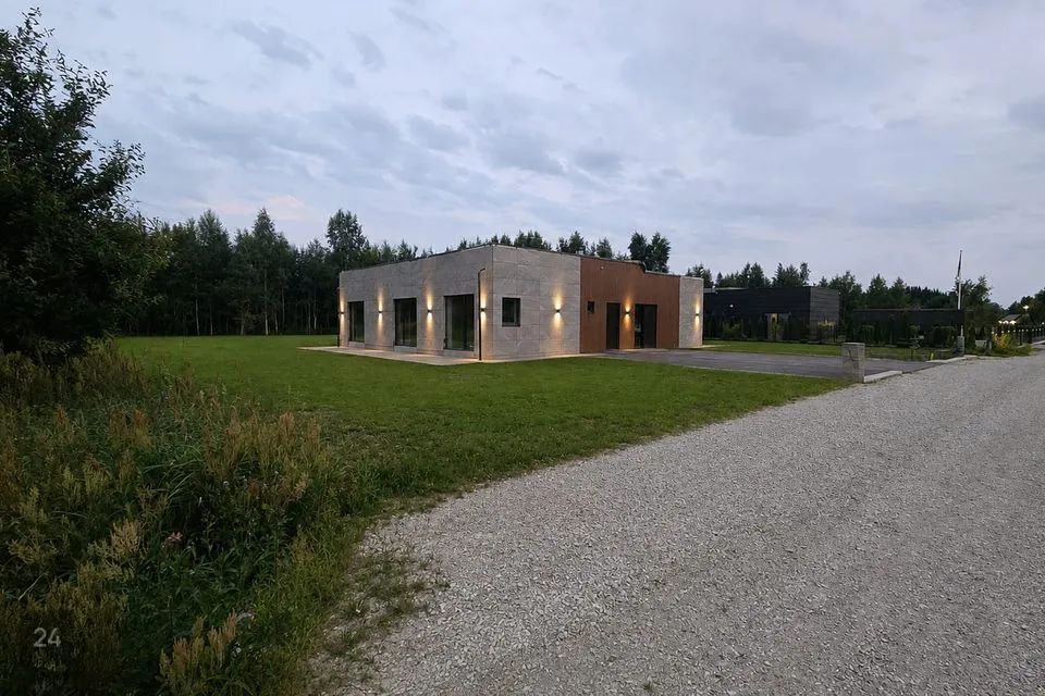 5-toaline Maja  -  Tori vald, Eametsa küla