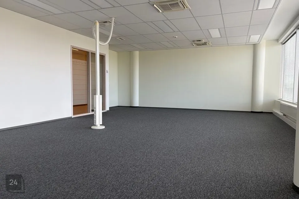 Mitme sihtotstarbega, 66 m² Äripind  -  Tallinn, Lasnamäe linnaosa