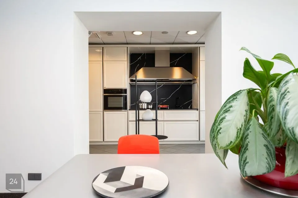 Mitme sihtotstarbega, 212 m² Äripind  -  Tallinn, Kesklinna linnaosa