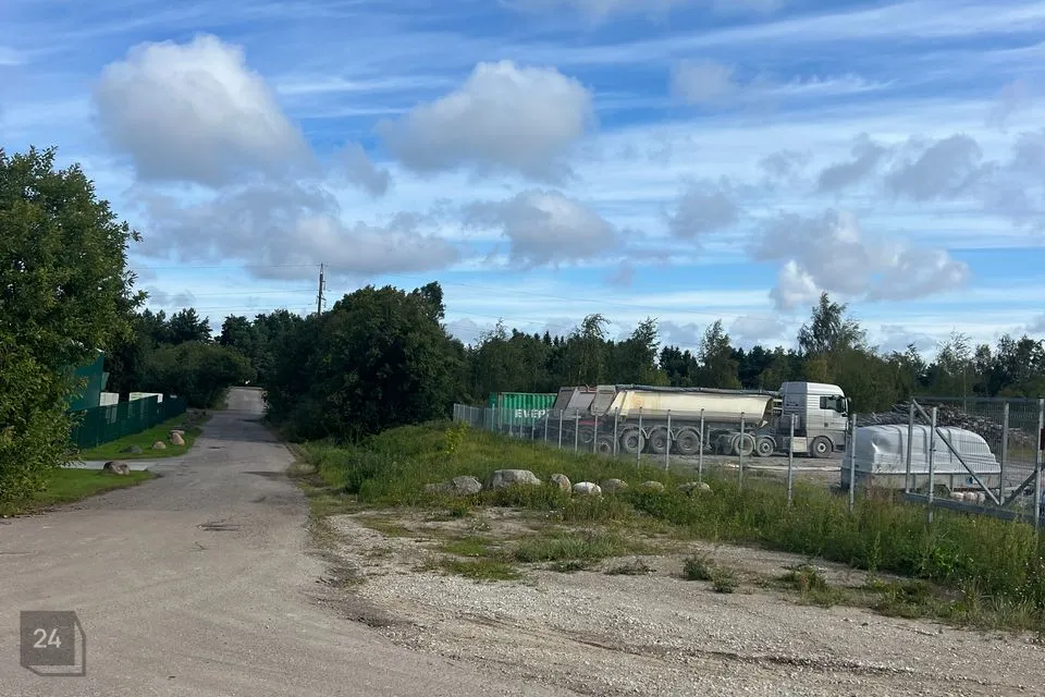 Ärimaa või Tootmismaa, 1000 m² Maa  -  Maardu linn