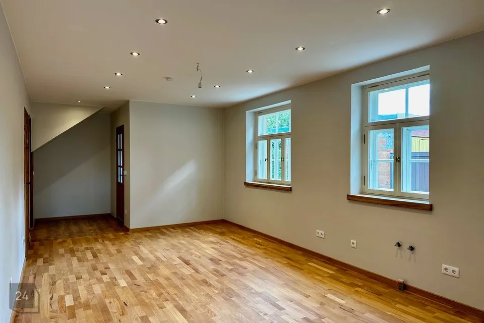 5-toaline Maja - Saaremaa vald, Kuressaare linn - foto 3