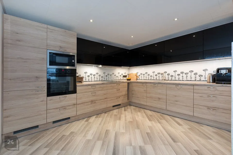 4-toaline Maja  -  Kastre vald, Kriimani küla