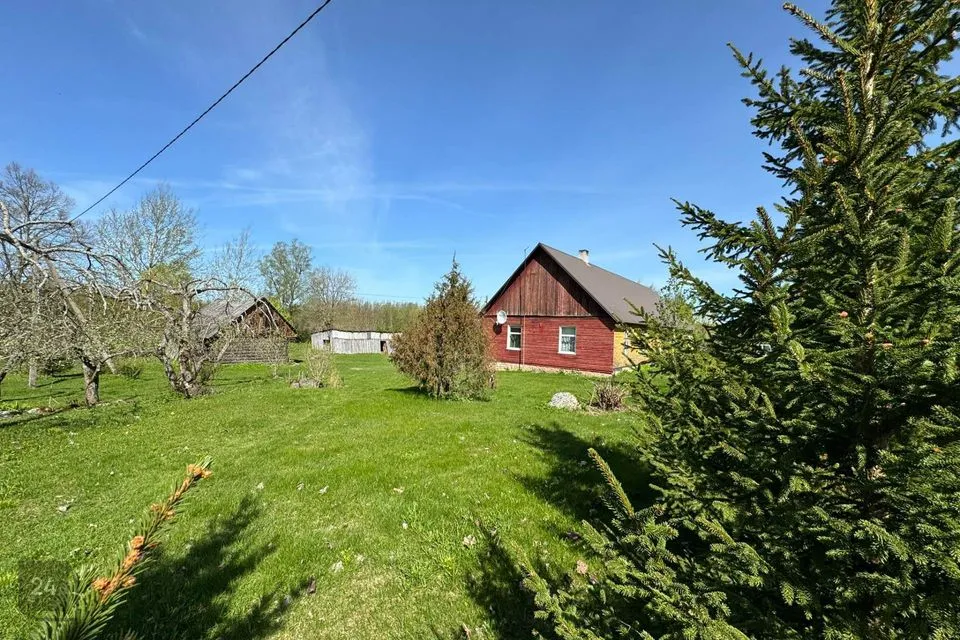 3-room house in Põhja-Pärnumaa vald, Vee küla