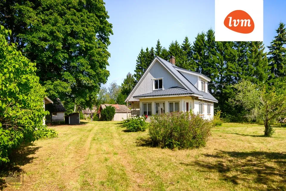 5-toaline Maja  -  Saaremaa vald, Leedri küla