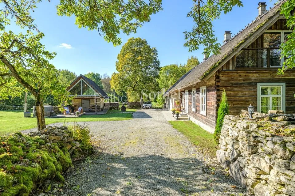 7-room house in Saaremaa vald, Valjala-Ariste küla