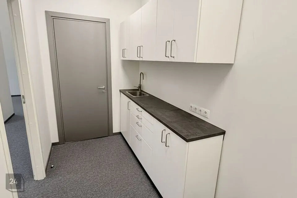 81 m² Äripind  -  Tallinn, Kesklinna linnaosa - foto 3