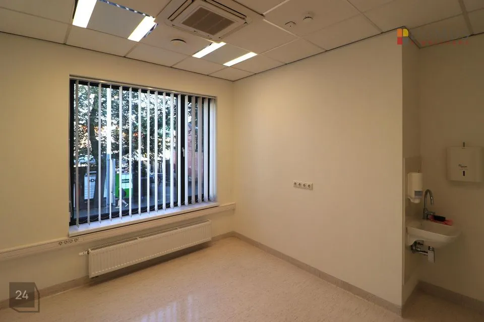 Bureau or Service, 130 m² business in Tallinn, Kesklinna linnaosa - photo 2