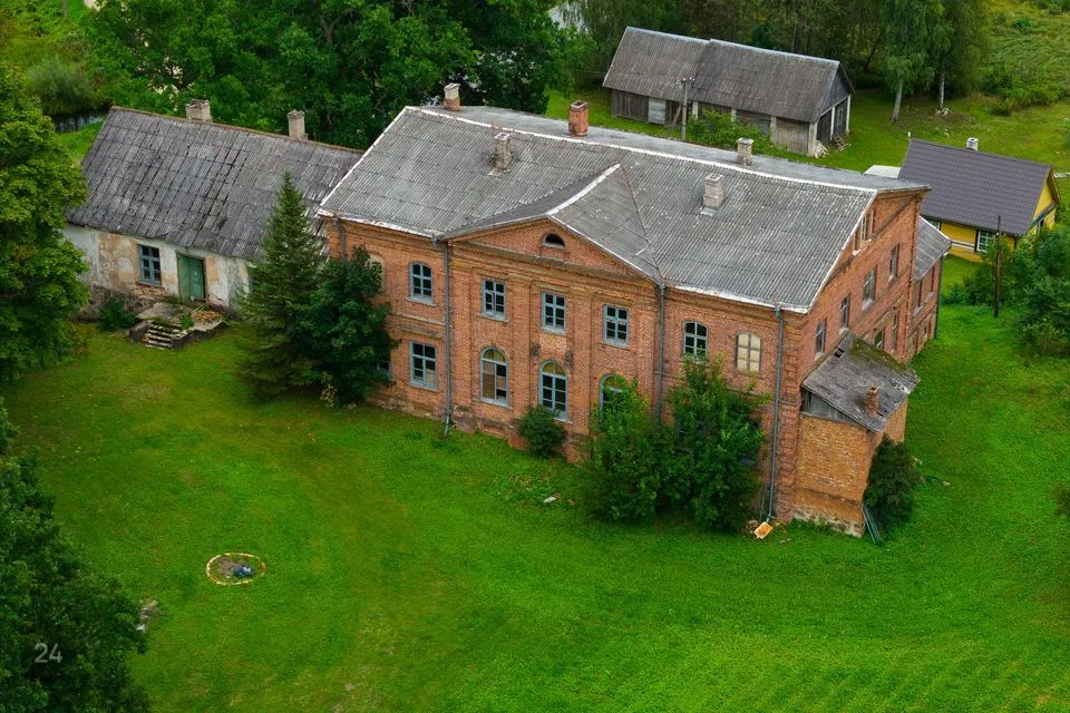 718 m² Maja - Rõuge vald, Luutsniku küla