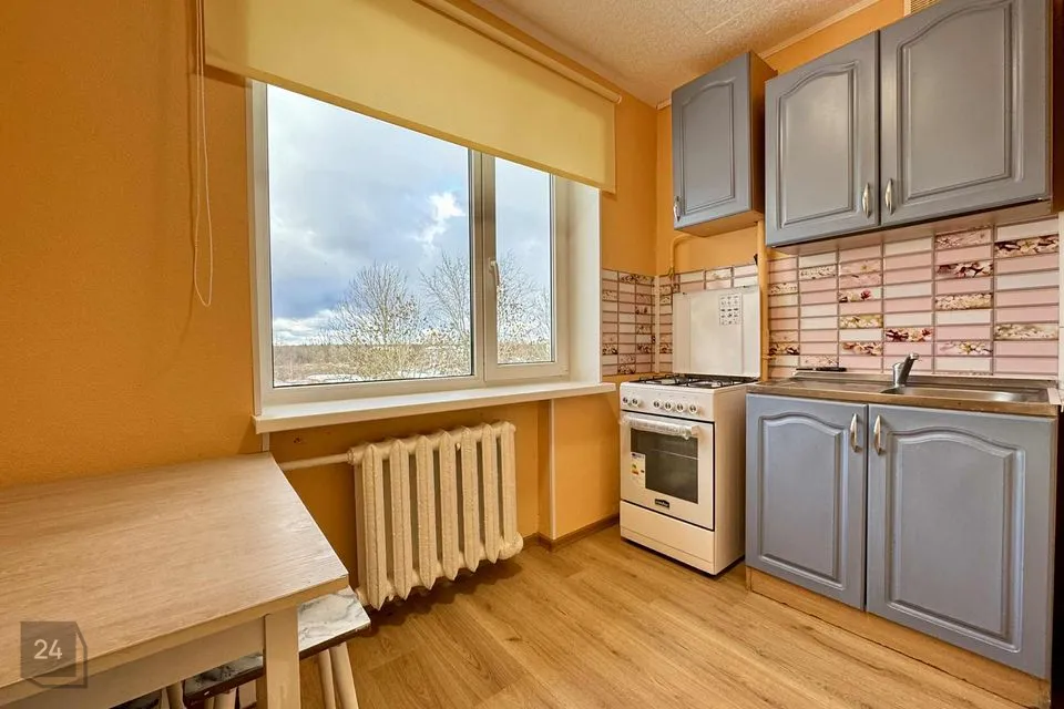 2-toaline Korter  -  Kohtla-Järve linn, Järve linnaosa