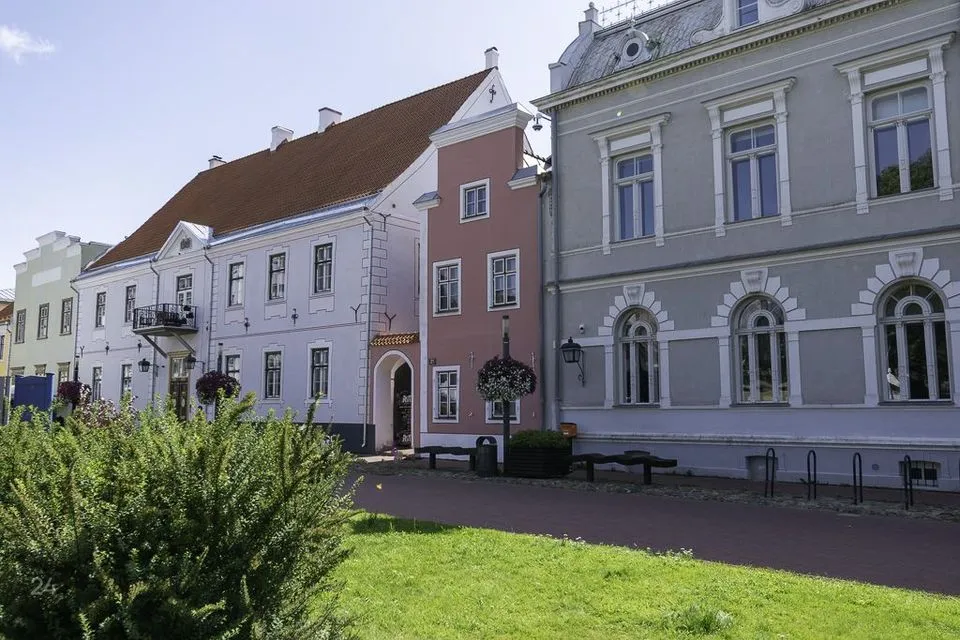 Büroo või Majutus, 185 m² Äripind  -  Pärnu linn, Pärnu linn