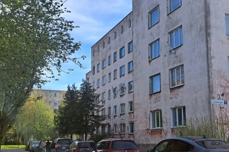 4-toaline Korter  -  Kohtla-Järve linn, Järve linnaosa