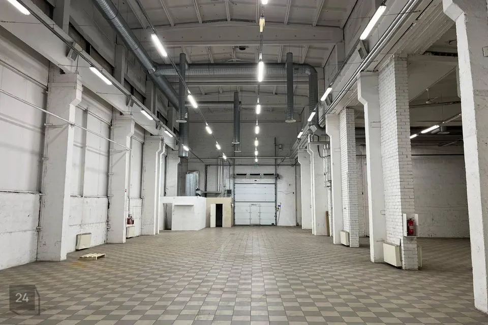 Ladu, 757 m² Äripind - Tallinn, Lasnamäe linnaosa