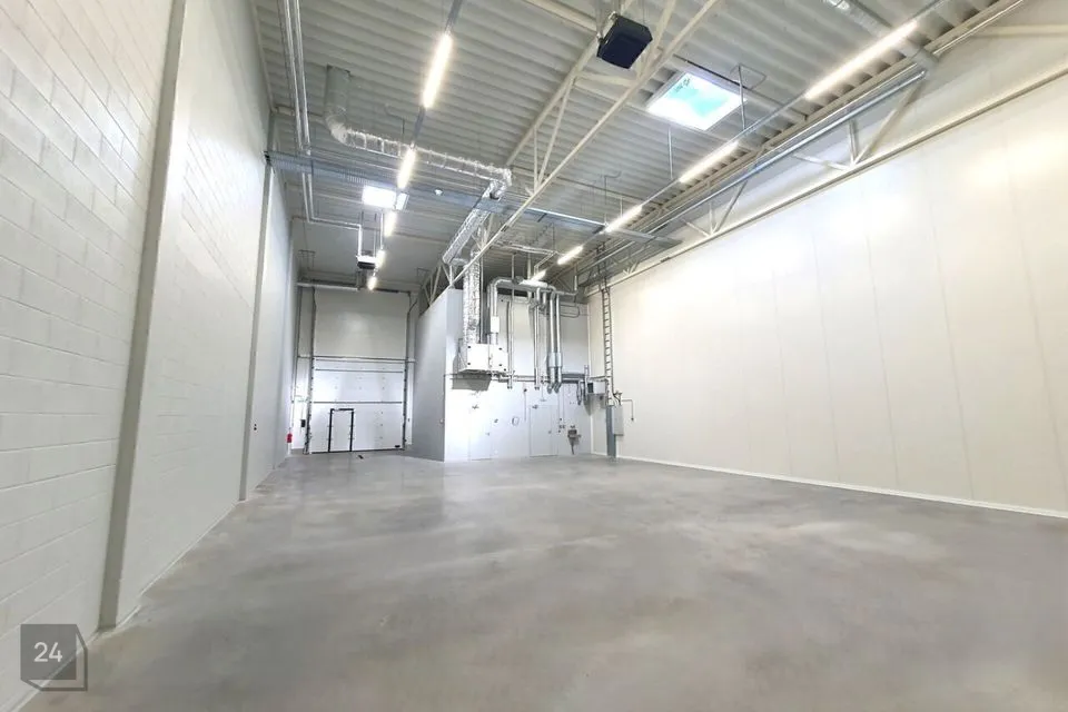 Mitme sihtotstarbega, 322 m² Äripind  -  Maardu linn