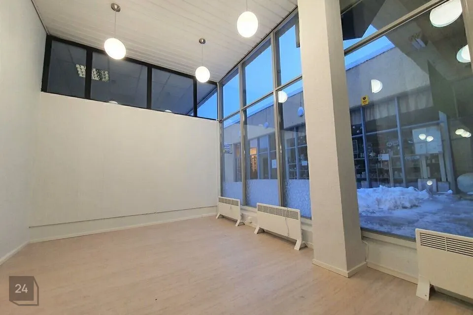 30 m² Äripind  -  Tallinn, Mustamäe linnaosa - foto 2