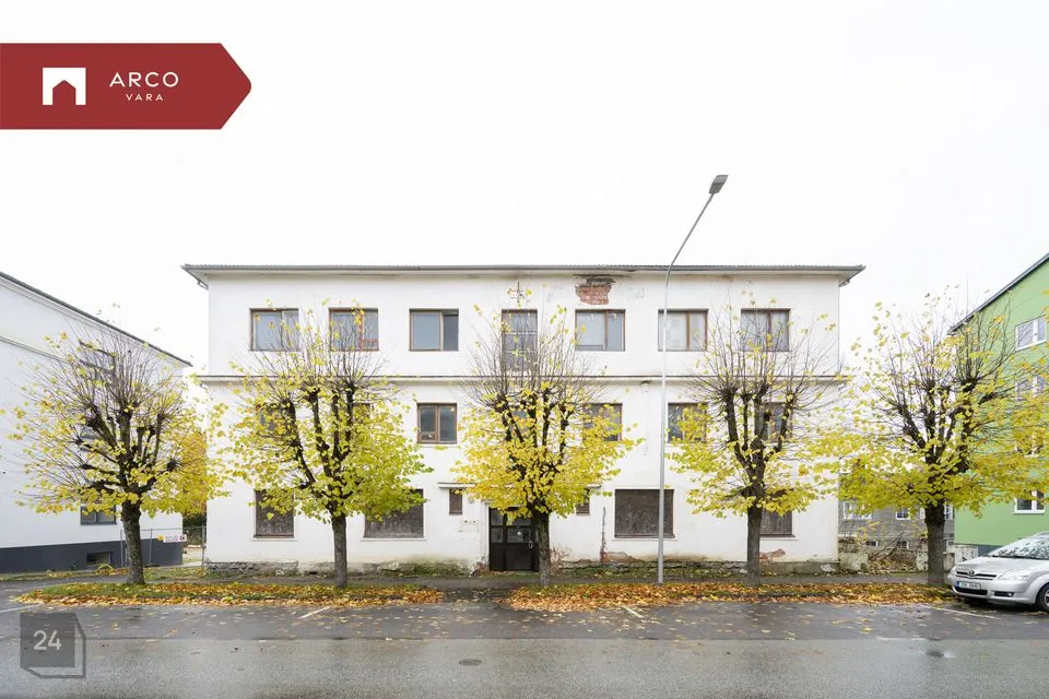 Muu, 877 m² Äripind  -  Rakvere linn