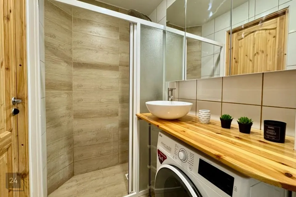 2-toaline Korter  -  Kohtla-Järve linn, Järve linnaosa