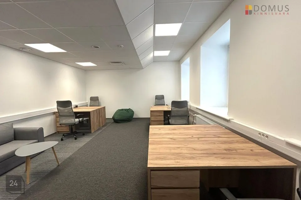 Büroo või Teenindus, 32 m² Äripind  -  Tallinn, Kesklinna linnaosa