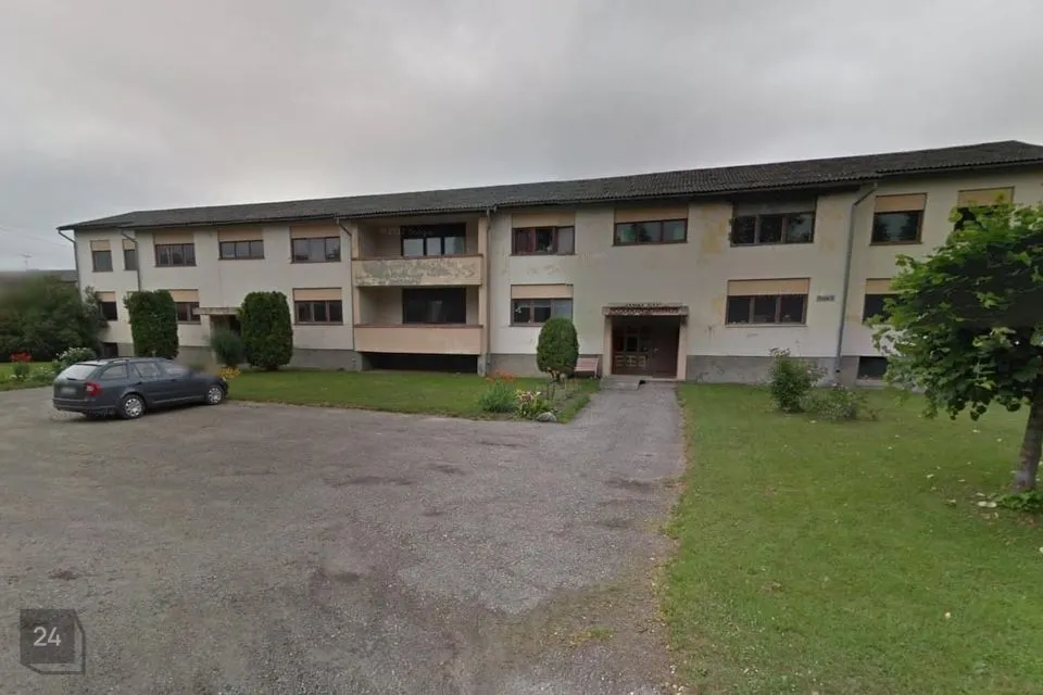 8-toaline Maja - Põhja-Pärnumaa vald, Vändra alev