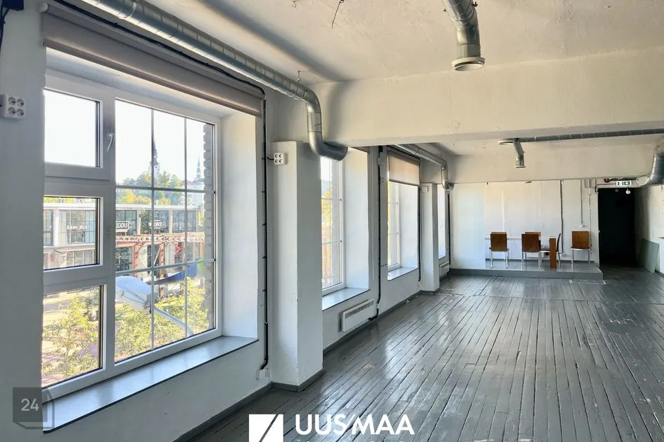 Büroo või Muu, 220 m² Äripind  -  Tallinn, Põhja-Tallinna linnaosa