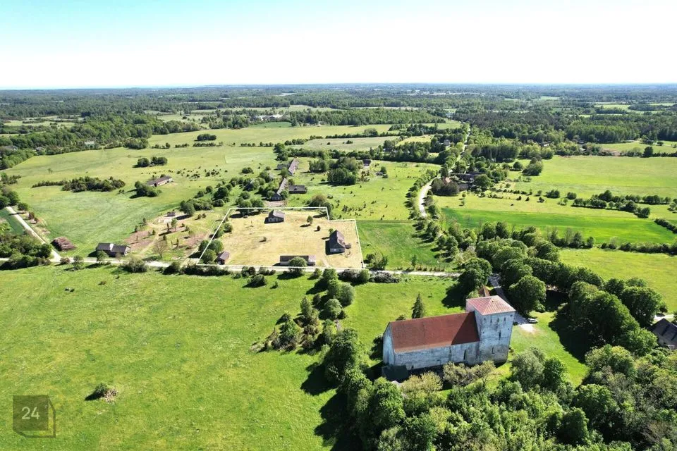 645 m² дом в Saaremaa vald, Pöide küla - фото 2