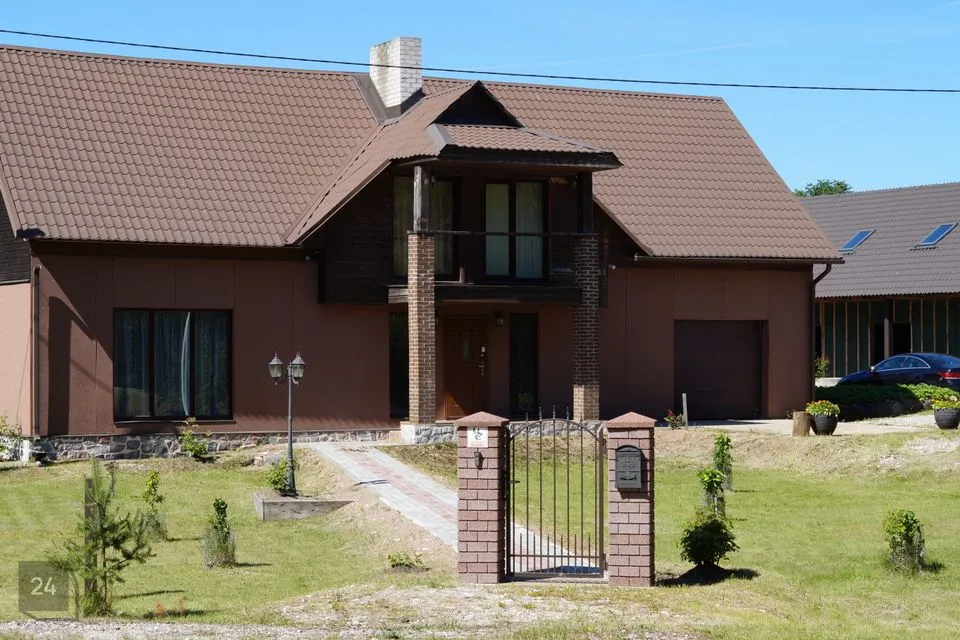 5-toaline Maja  -  Hiiumaa vald, Prassi küla