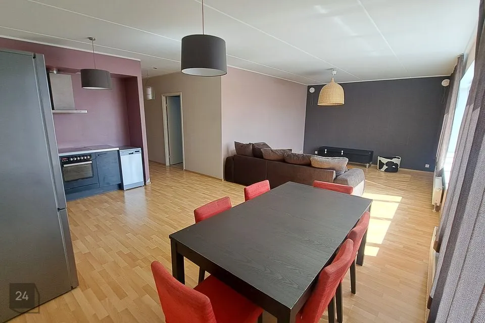 3-комнатная Квартира в Tallinn, Lasnamäe linnaosa