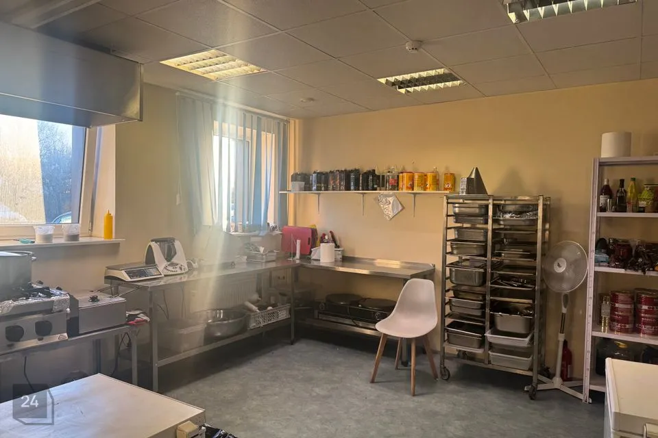 Mitme sihtotstarbega, 144 m² Äripind  -  Tallinn, Lasnamäe linnaosa - foto 2