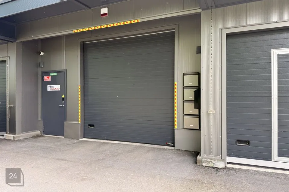 Ladu, 41 m² Äripind  -  Saku vald, Tänassilma küla - foto 2