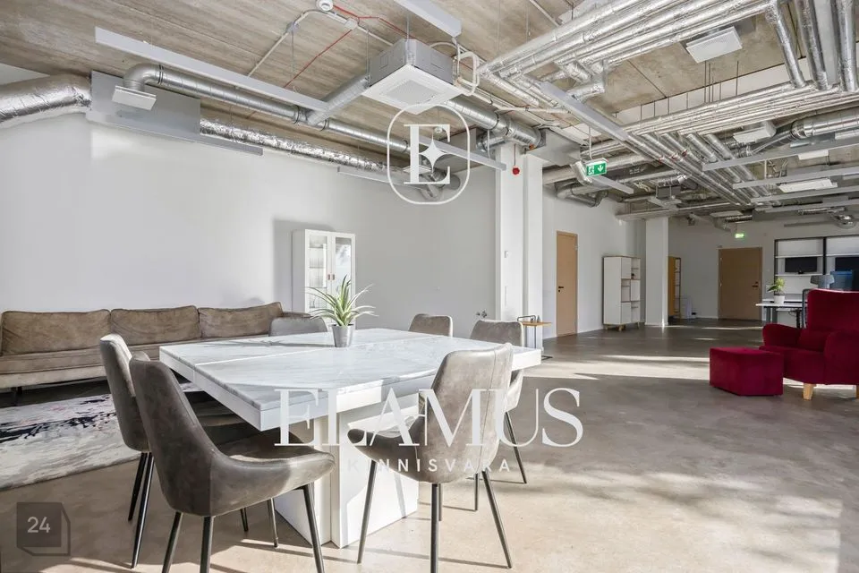 Mitme sihtotstarbega, 94 m² Äripind  -  Tallinn, Nõmme linnaosa