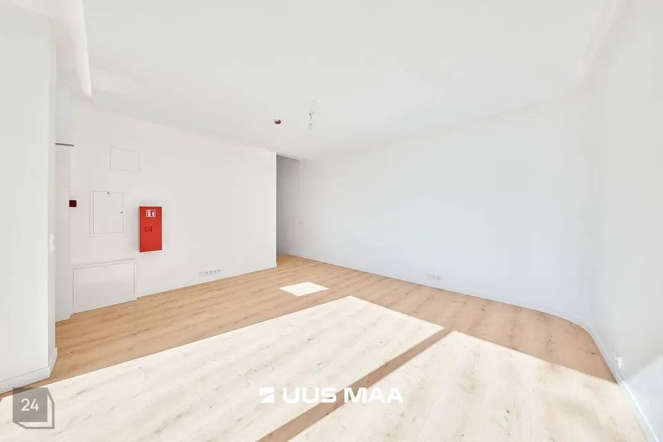 76 m² Äripind  -  Tallinn, Kristiine linnaosa - foto 2